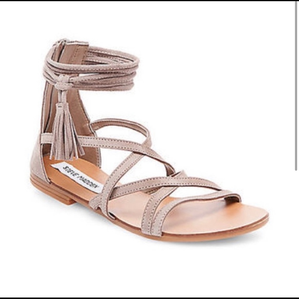 Brand New- Steve Madden Kasen Taupe Suede Sandals (7)